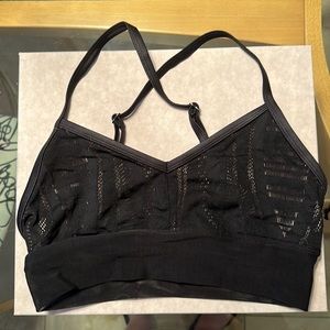 Alo Yoga Aria Bra ~ Black with Buff ~ Size XS ~ EXCELLENT CONDITION